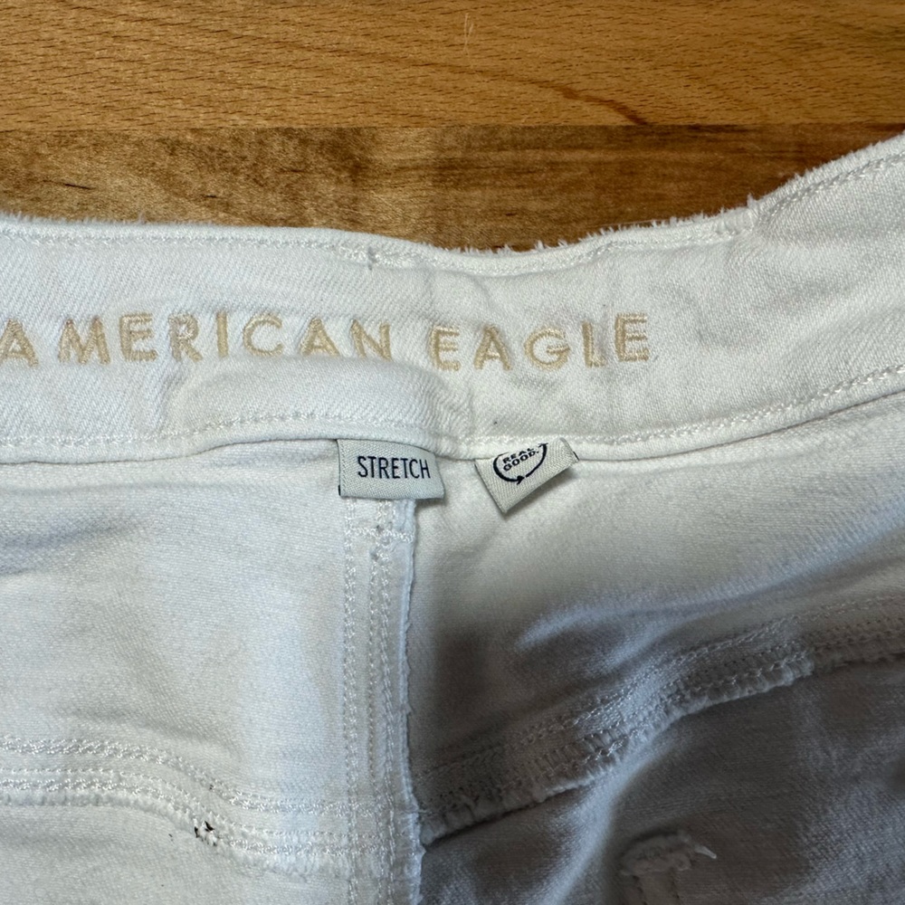 American Eagle Outfitters White Stretch Denim Shorts - Picture 3 of 7